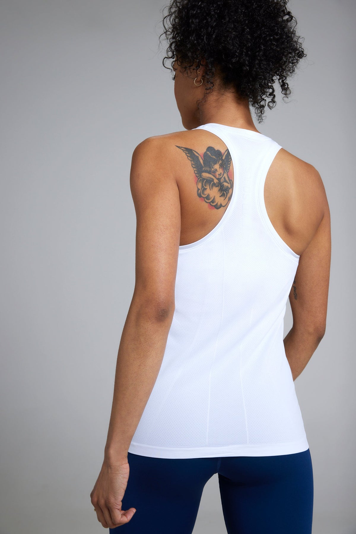 Women's GLIDE360 fitted running singlet in Griffith Observatory White - product photo 4 of 4