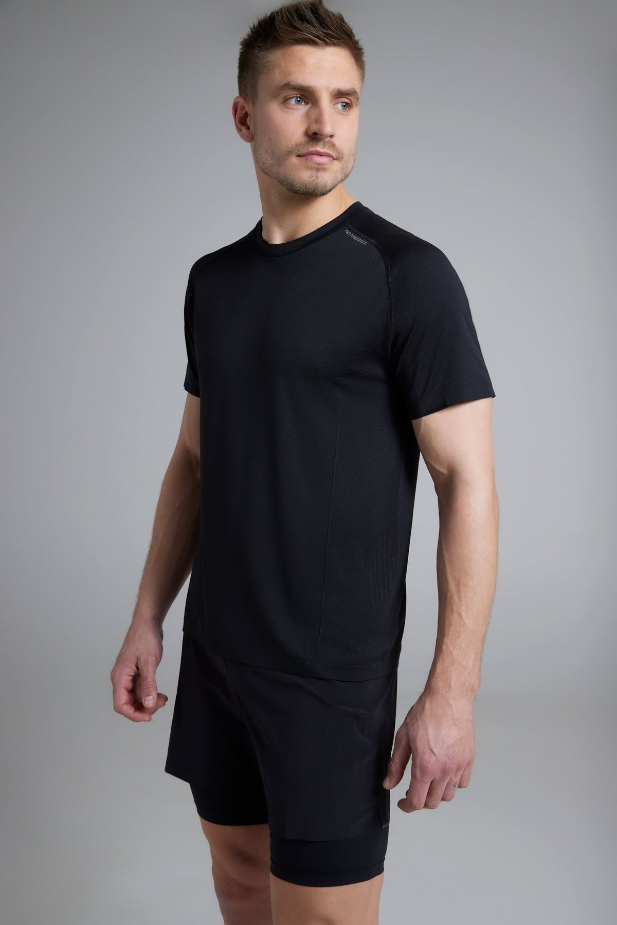 Men's GLIDE360 running top in New Black - product photo 1 of 5
