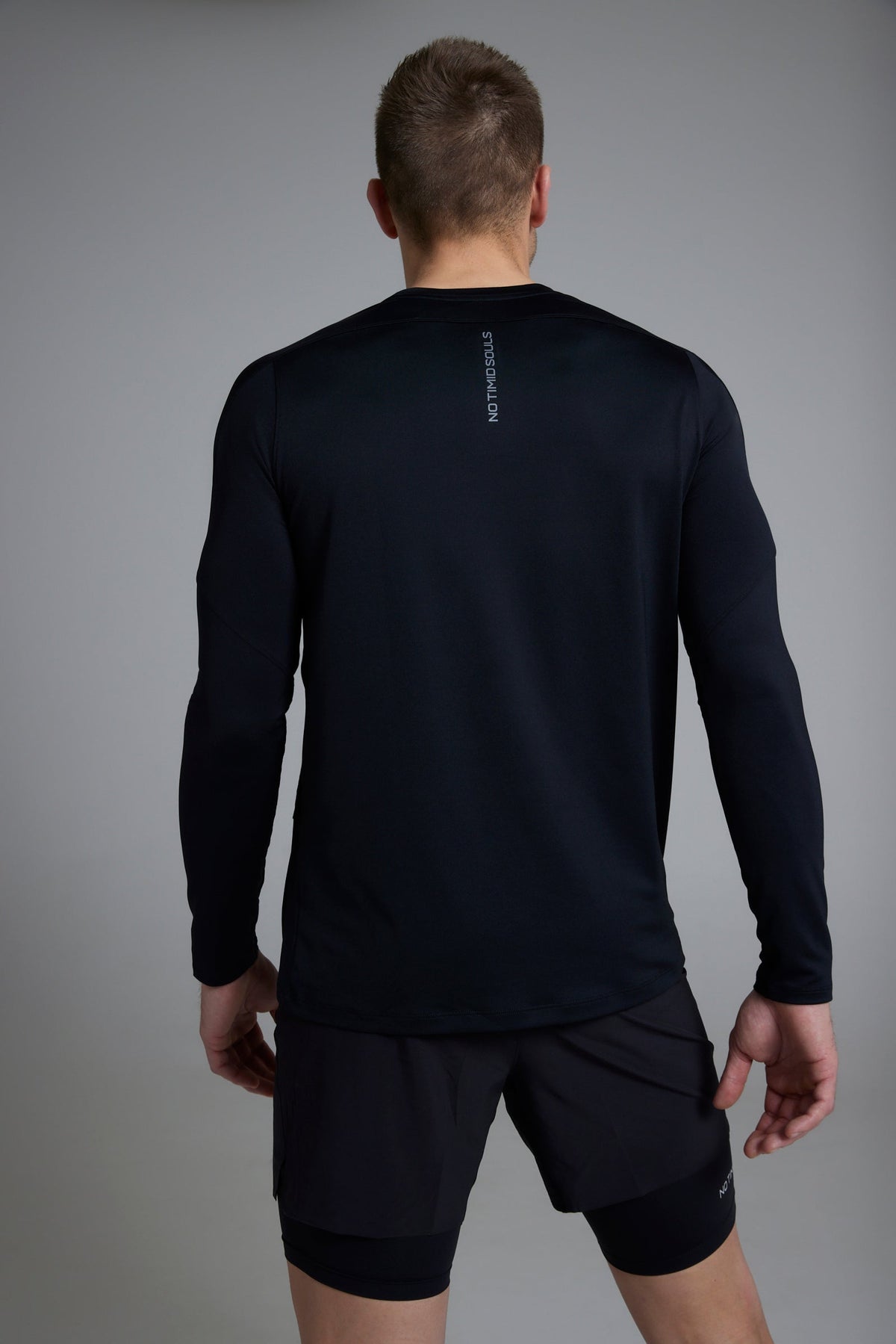 Men's AIRWRAP long sleeve running top in New Black - product photo 6 of 7