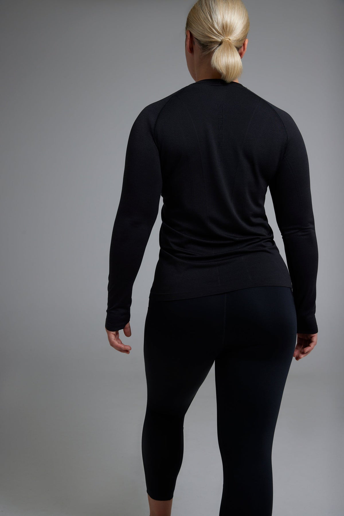 Women's GLIDE360 fitted long sleeve running top in New Black - product photo 4 of 9