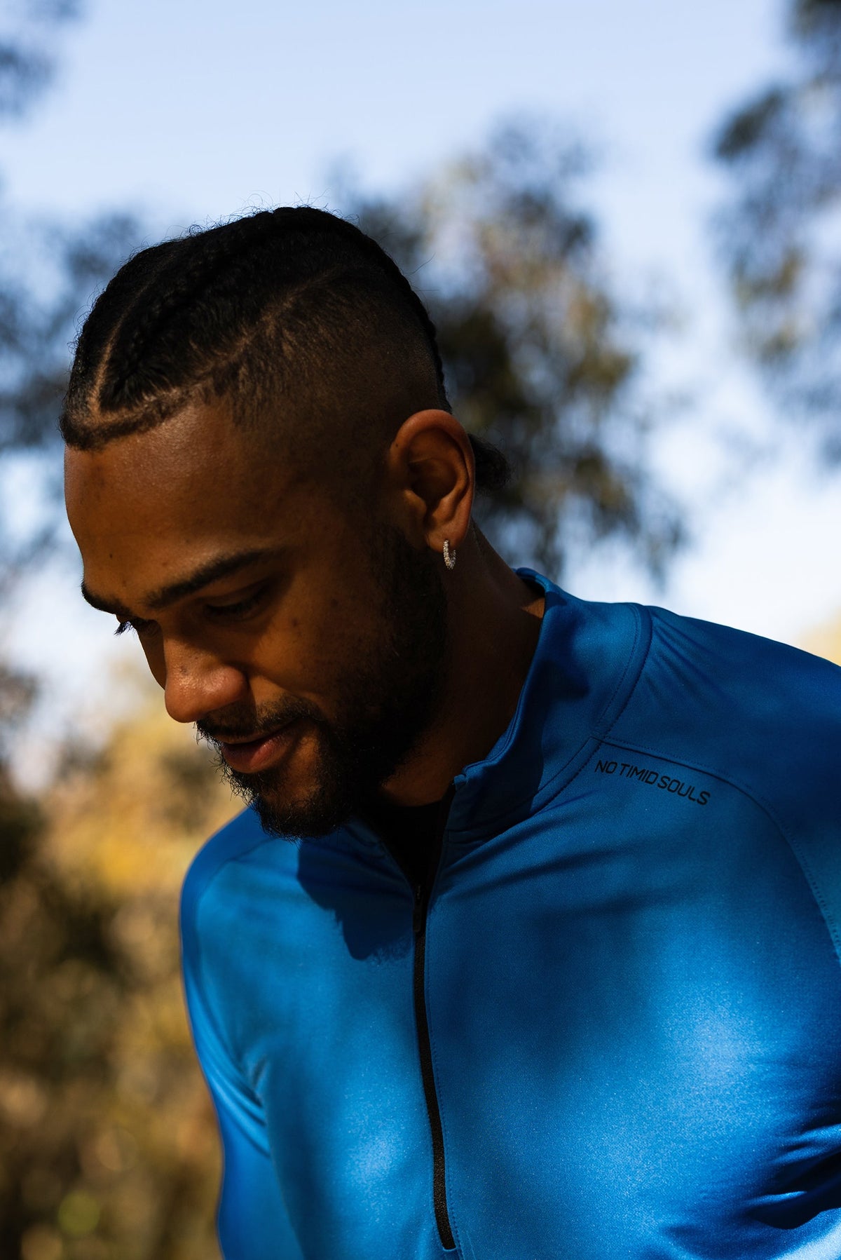 Men's AIRWRAP 1/4 zip running top in Pacific Ocean Blue - product photo 6 of 6