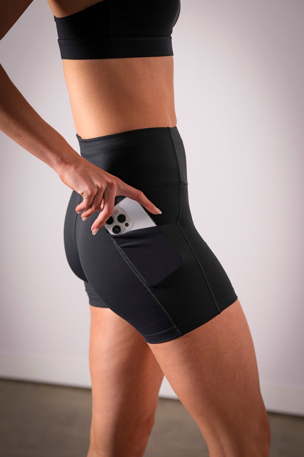 Women's BODYSENSE 2.0 5-inch running shorts in New Black - product photo 4 of 4