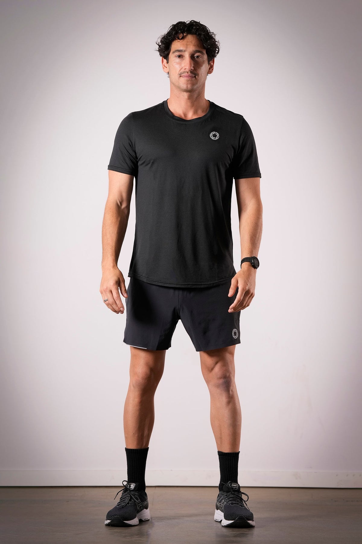 Men's FLOWDRY Tempo running top in New Black - product photo 1 of 4