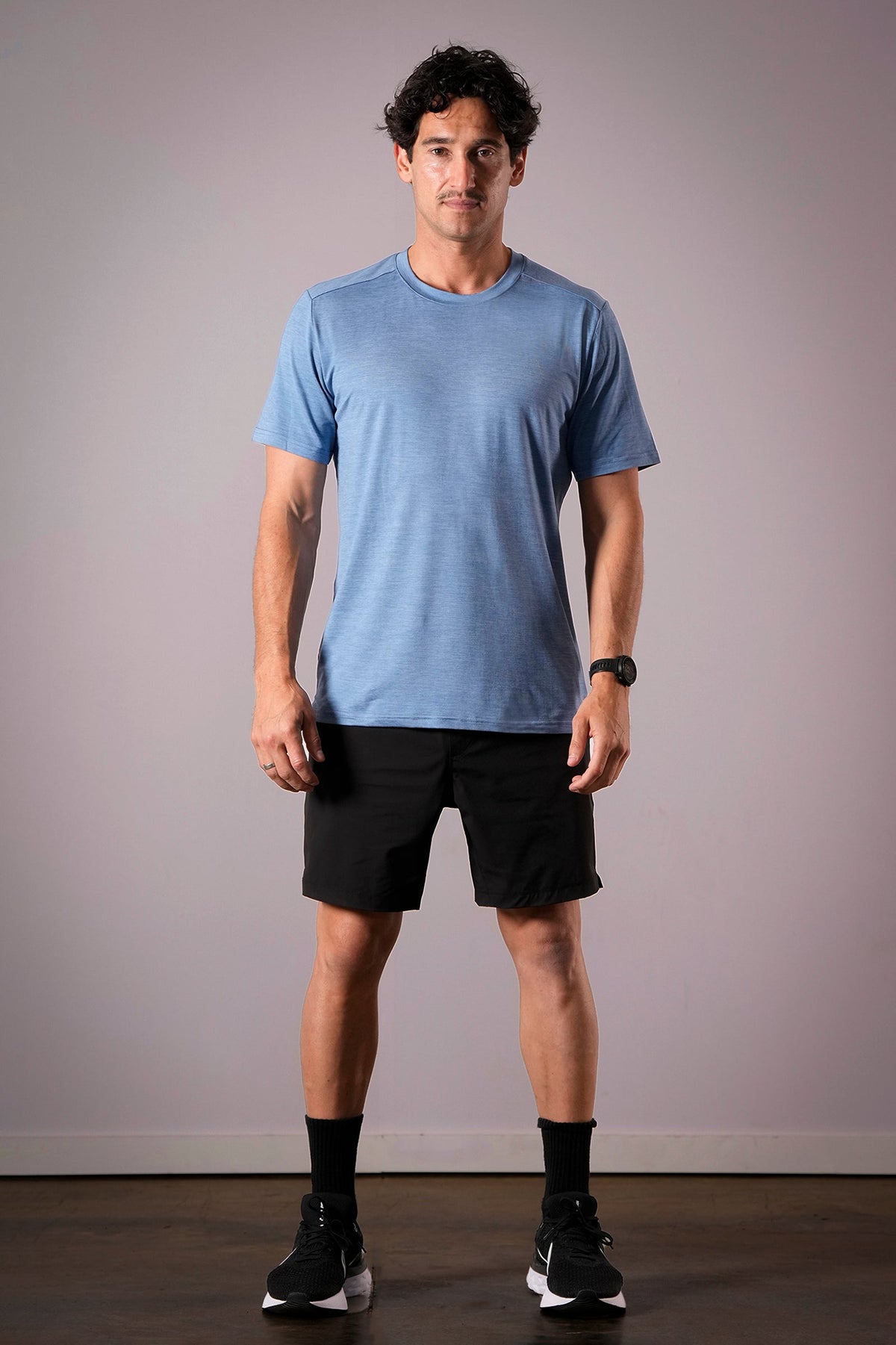 Men's Performance Luxe training top in Horizon Blue - product photo 2 of 4