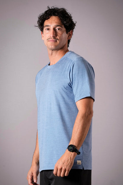 Men's Performance Luxe training top in Horizon Blue - product photo 3 of 4