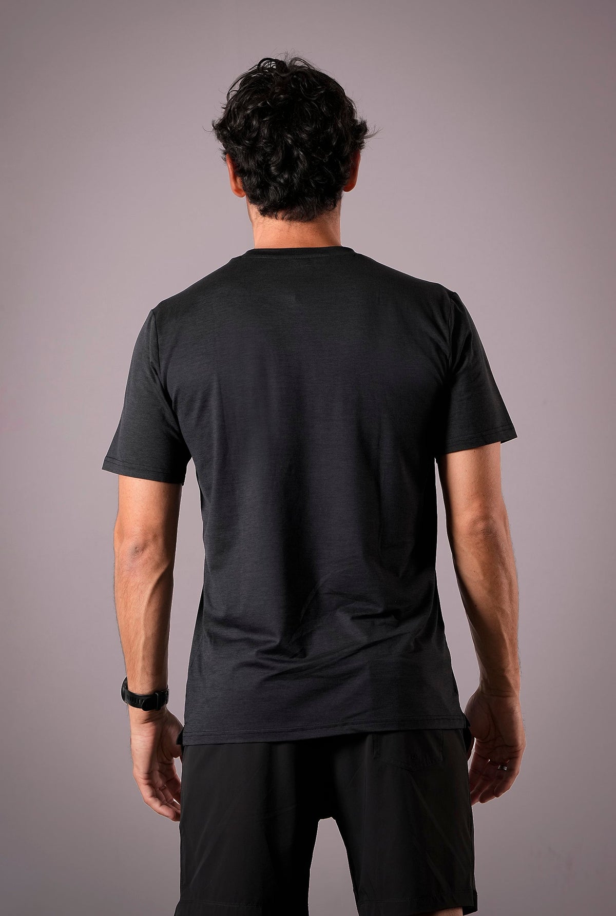 Men's Performance Luxe training top in New Black - product photo 4 of 4