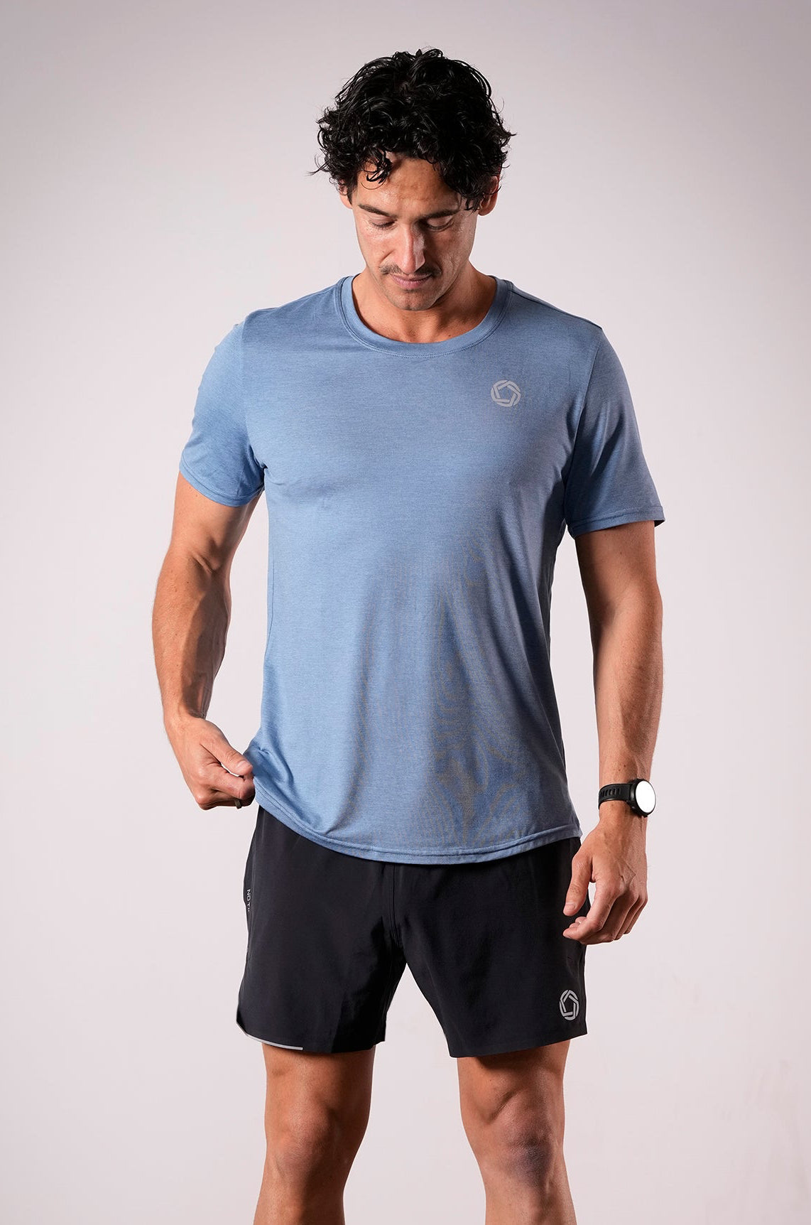 Men's FLOWDRY Tempo running top in Horizon Blue - product photo 1 of 4