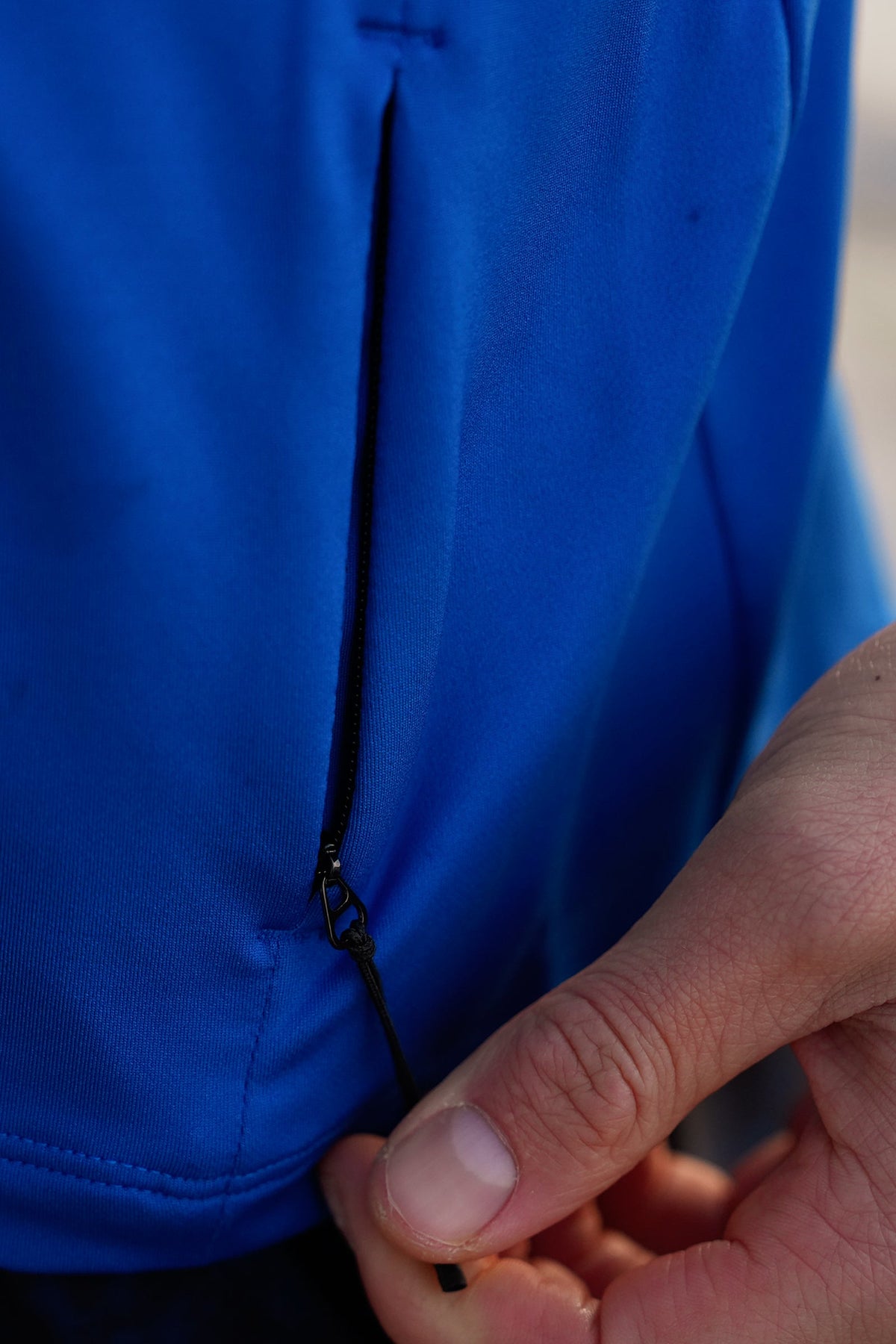 Men's AIRWRAP long sleeve running top in Pacific Ocean Blue - product photo 4 of 4