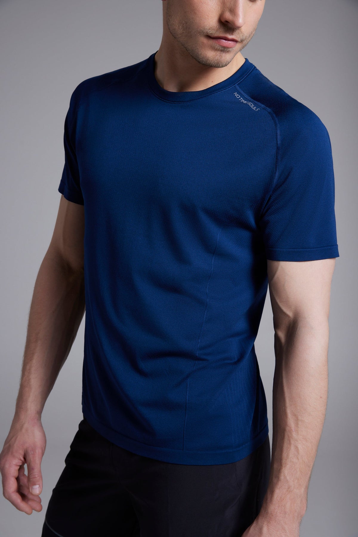 Men's GLIDE360 running top in United in Navy - product photo 7 of 7