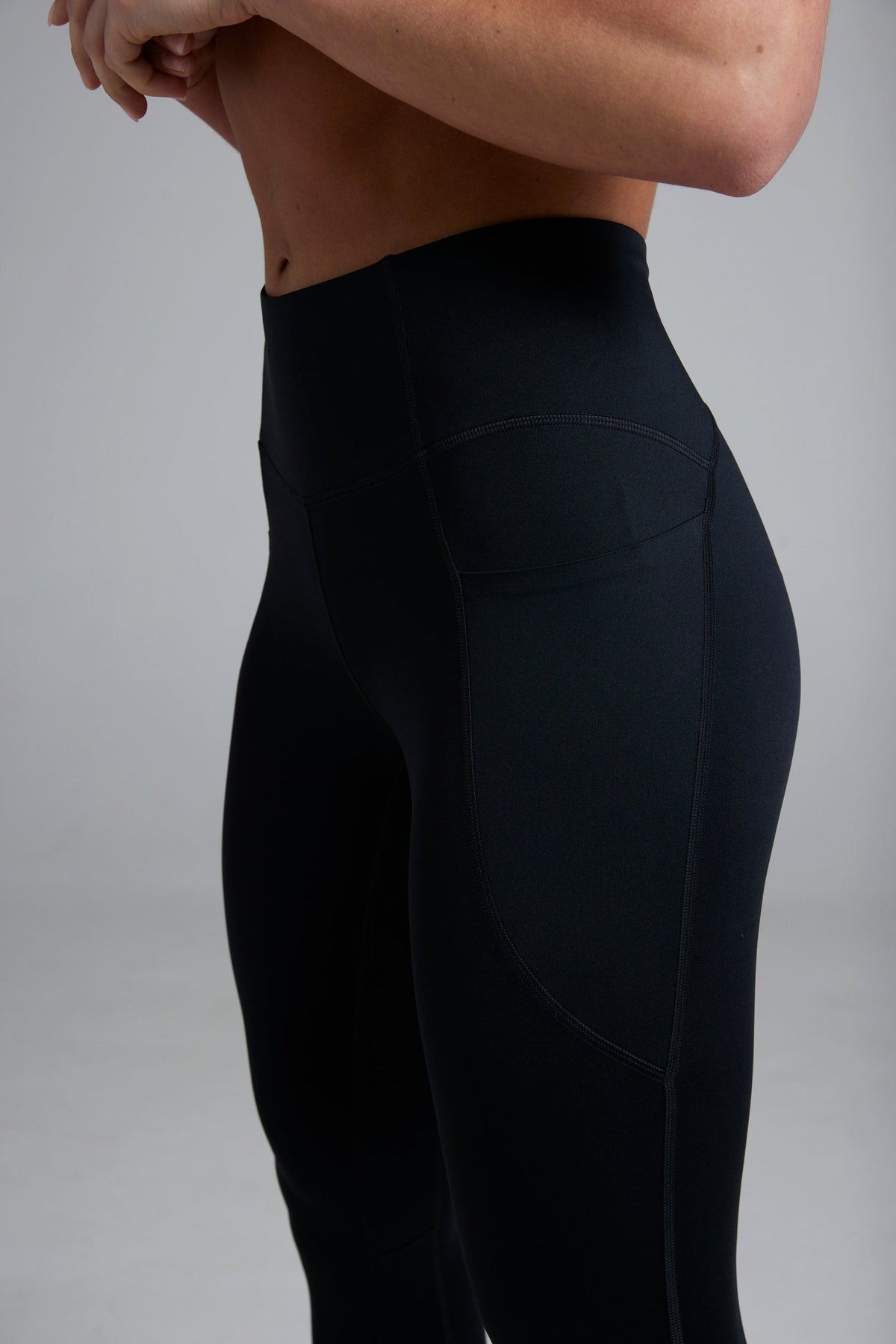 Women's BODYSENSE cropped running leggings in New Black - product photo 6 of 7