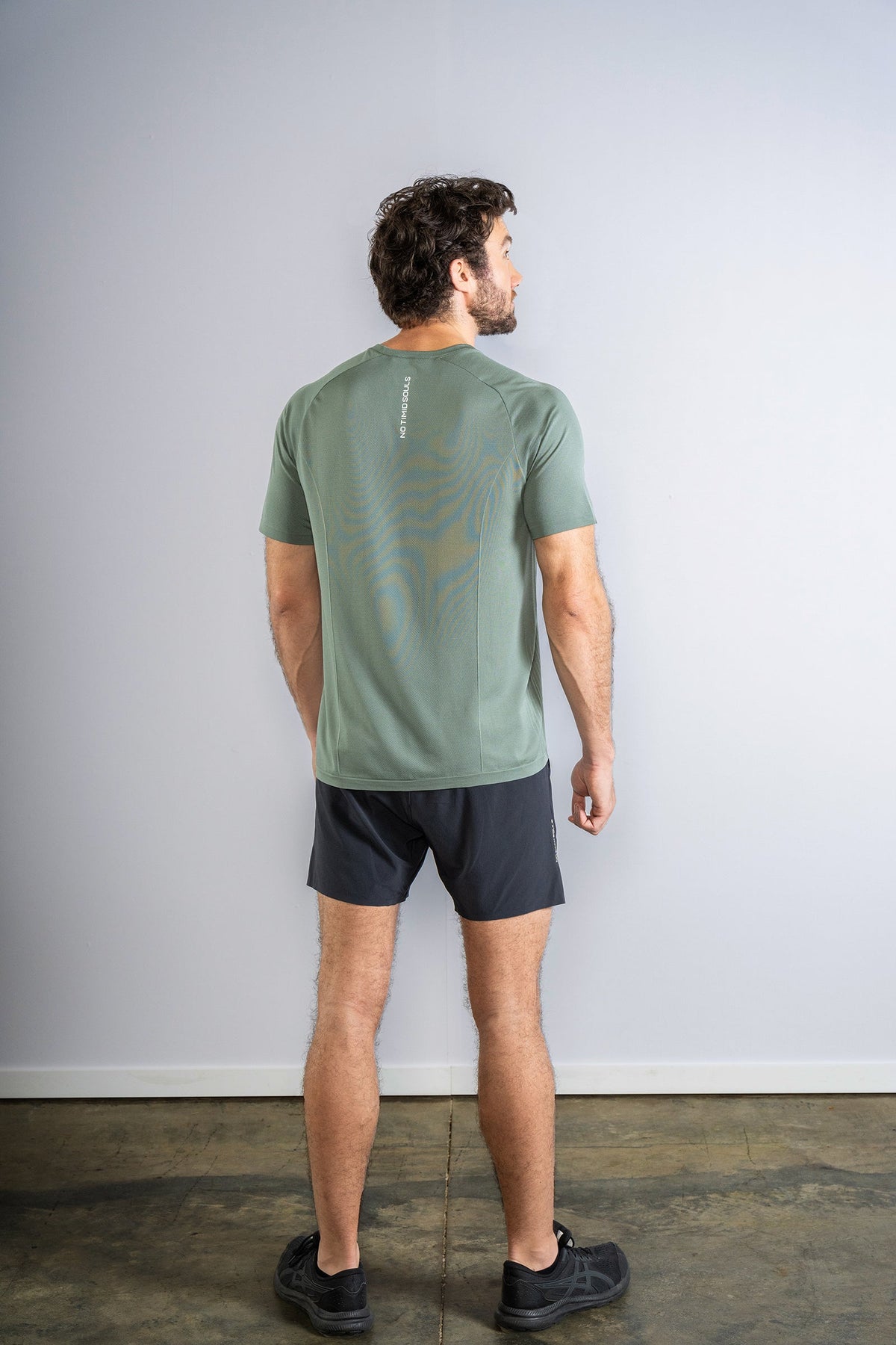Men's GLIDE360 running top (logo) in Nature - product photo 2 of 4