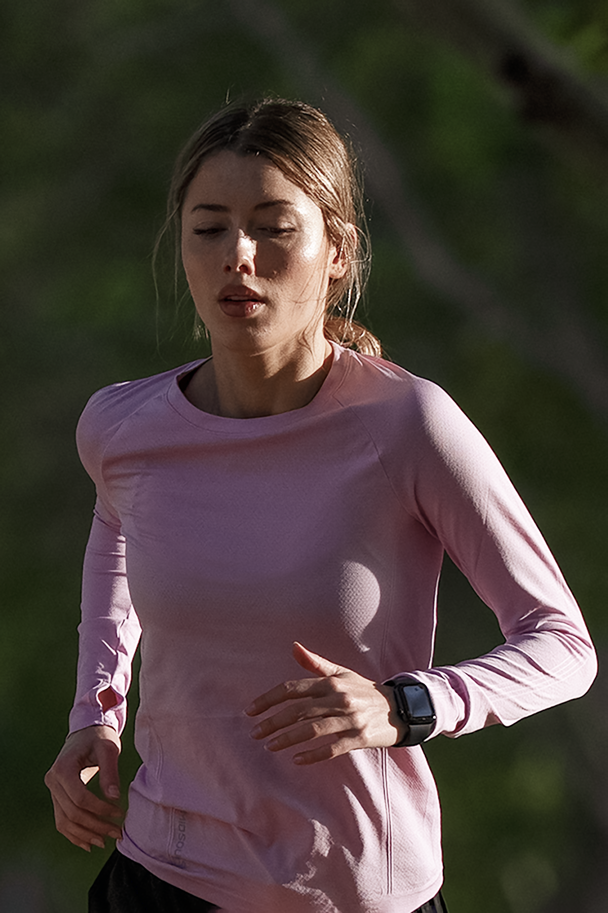 Women's GLIDE360 long sleeve running top in Forever Pink - product photo 2 of 4