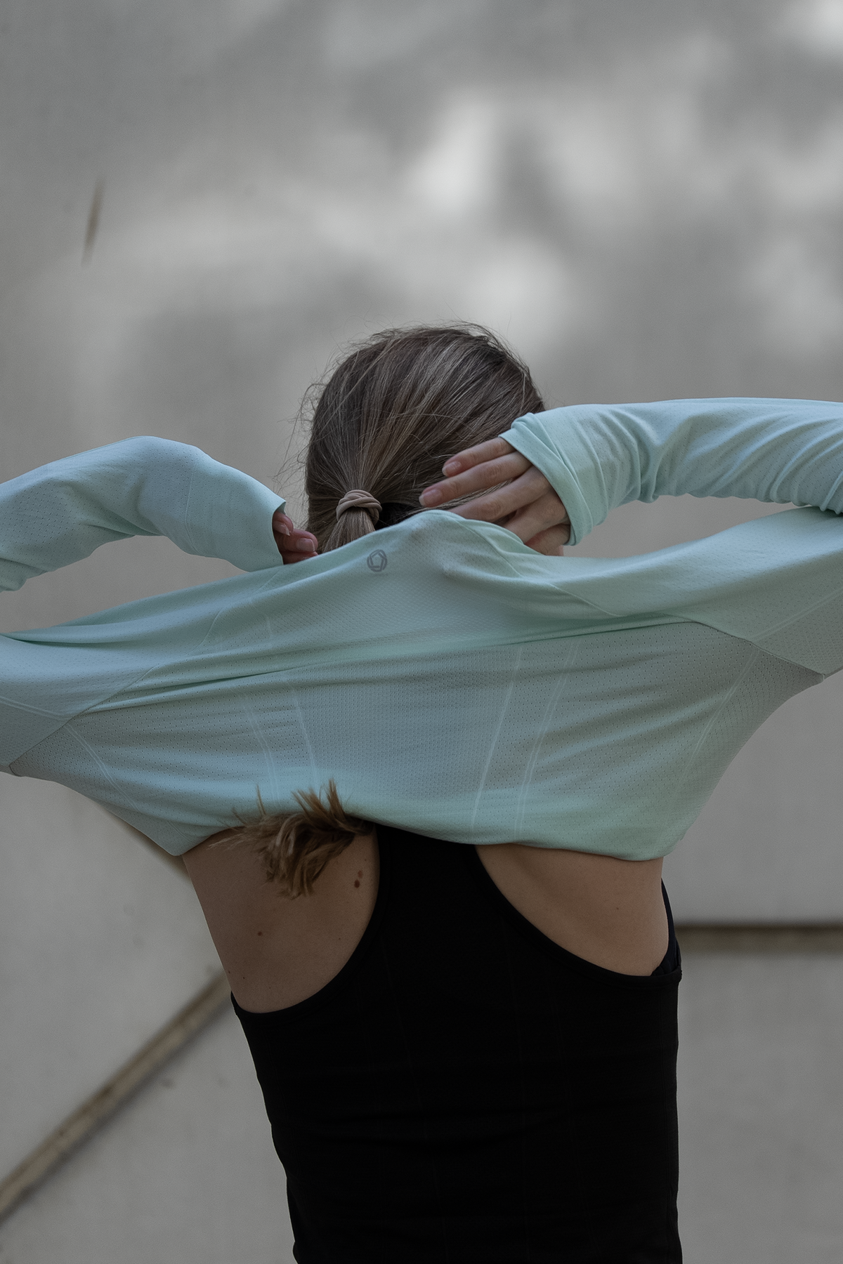 Women's GLIDE360 long sleeve running top in Cool Mint - product photo 3 of 4