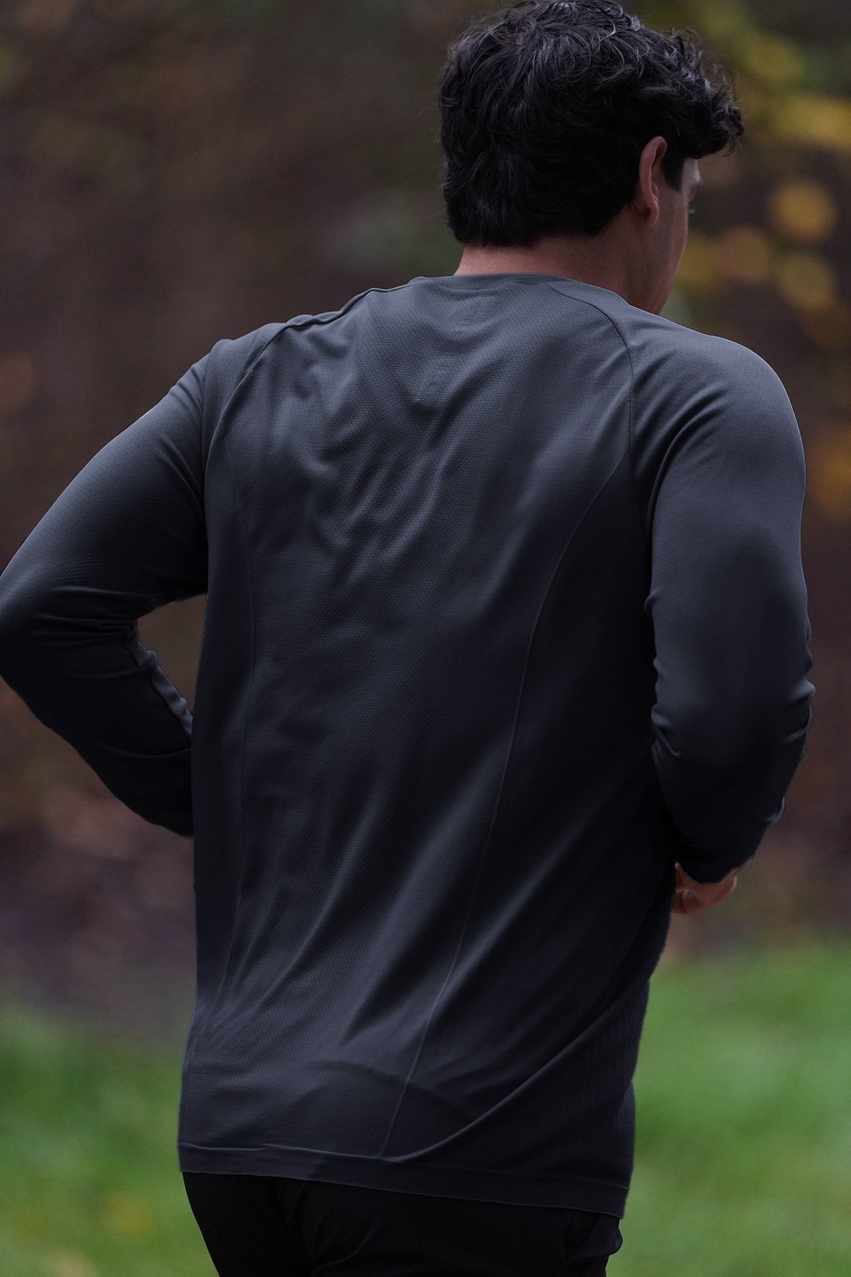 Men's GLIDE360 long sleeve running top (logo) in New Black - product photo 3 of 4