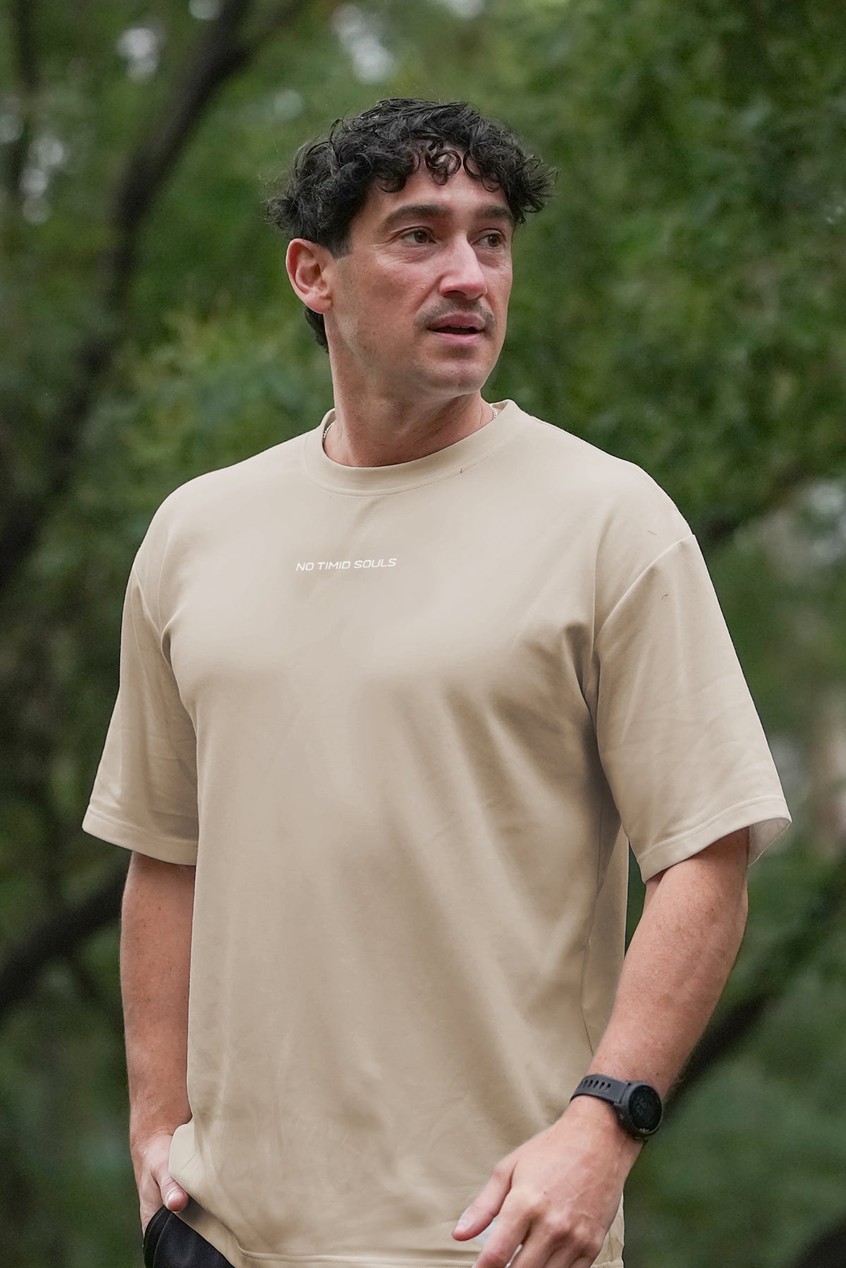 Men's Oversize and Odour-Free Tee in Surf Coast Sand