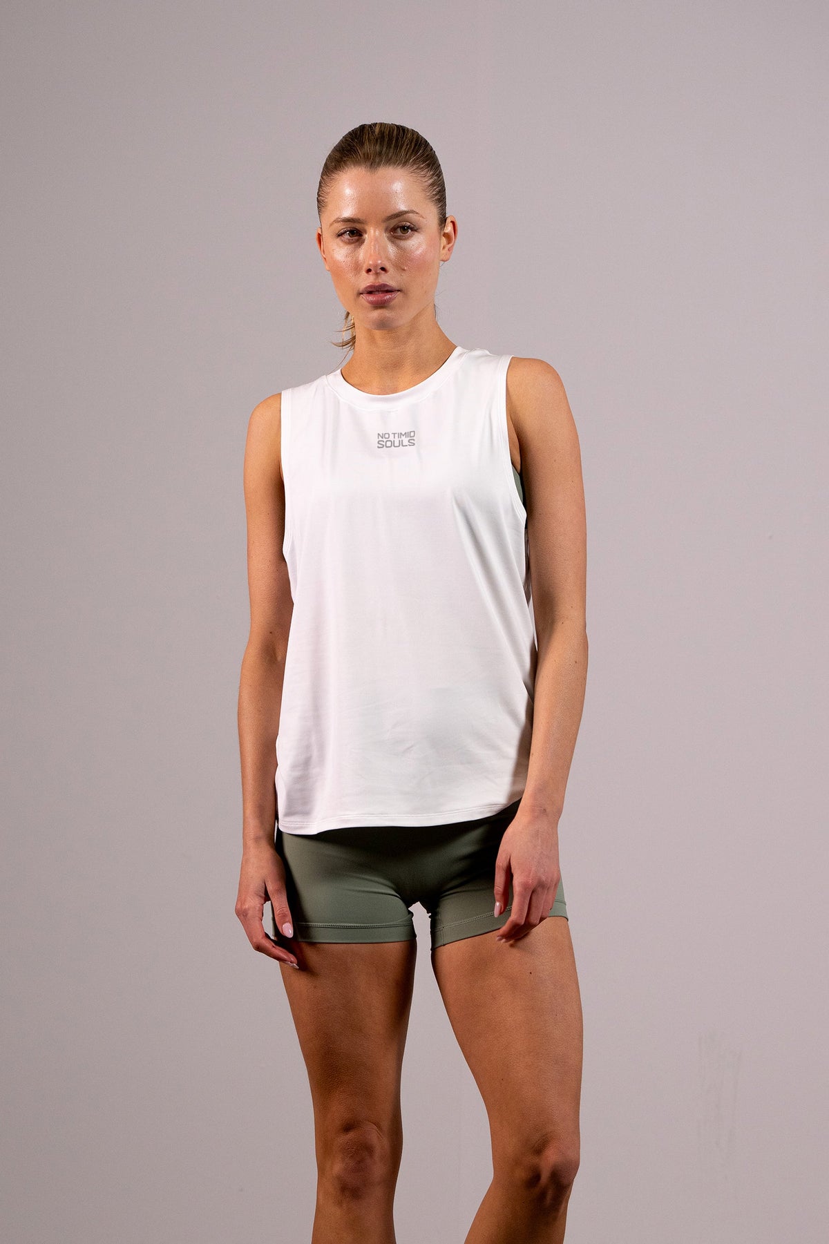 Women's EVERYWEAR running tank in Iceberg White - Silver Logo - product photo 2 of 4