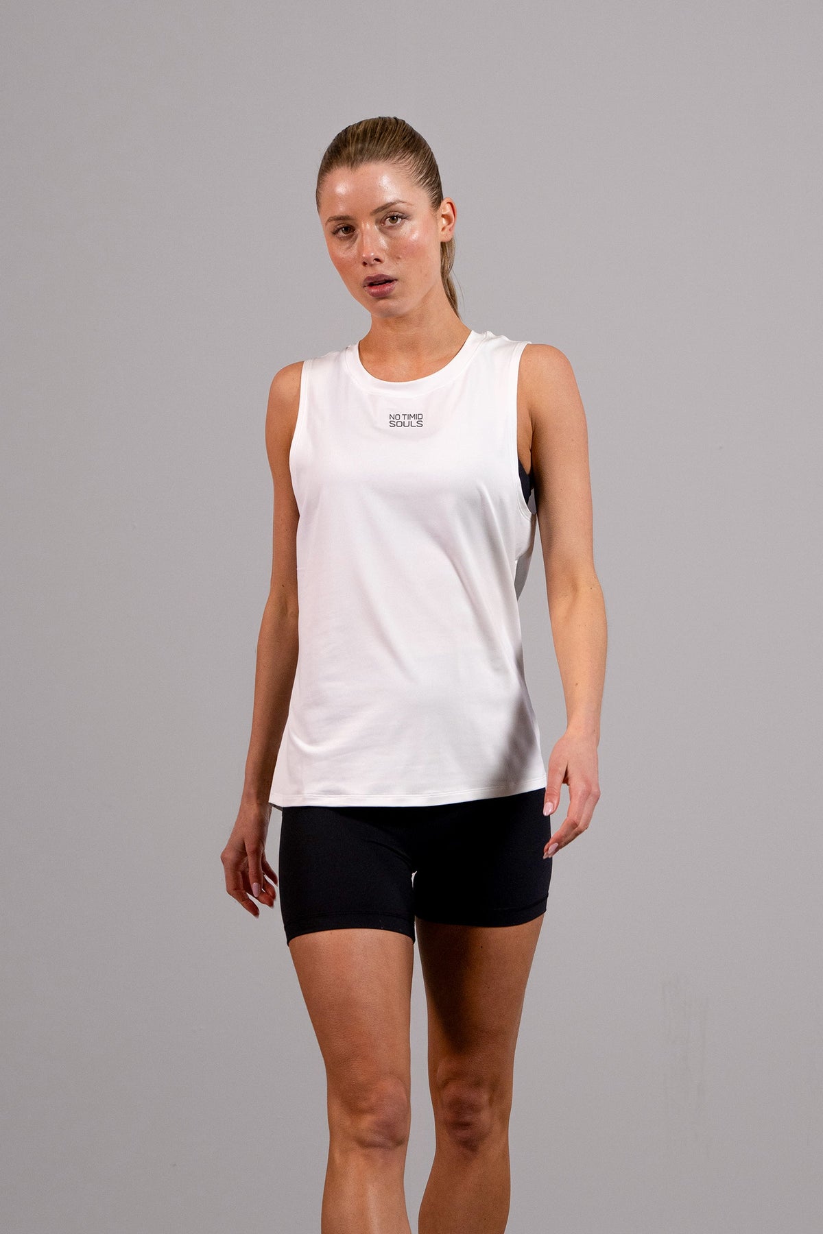 Women's EVERYWEAR running tank in Iceberg White - Black Logo - product photo 2 of 4